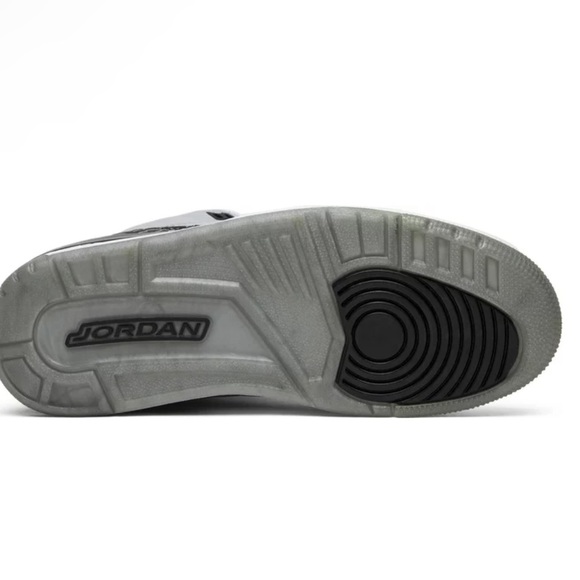 Jordan grey 3’s - Picture 4 of 5